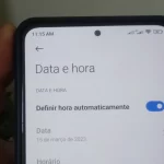 Como corrigir a hora no seu telefone Android