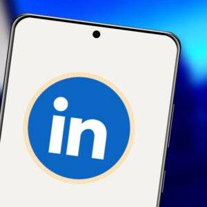 Como baixar seu perfil do LinkedIn pelo celular